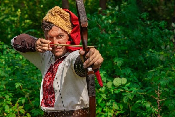 Le monde des arcs et flèches : Apprendre, s'améliorer et s'amuser avec le tir à l'arc