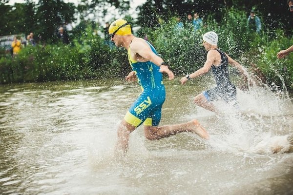 Comment gagner un triathlon: conseils, formats et événements sportifs